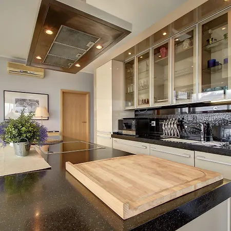 Helios 19 Luxury Apartamento